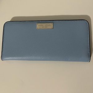 Henri Bendel wallet